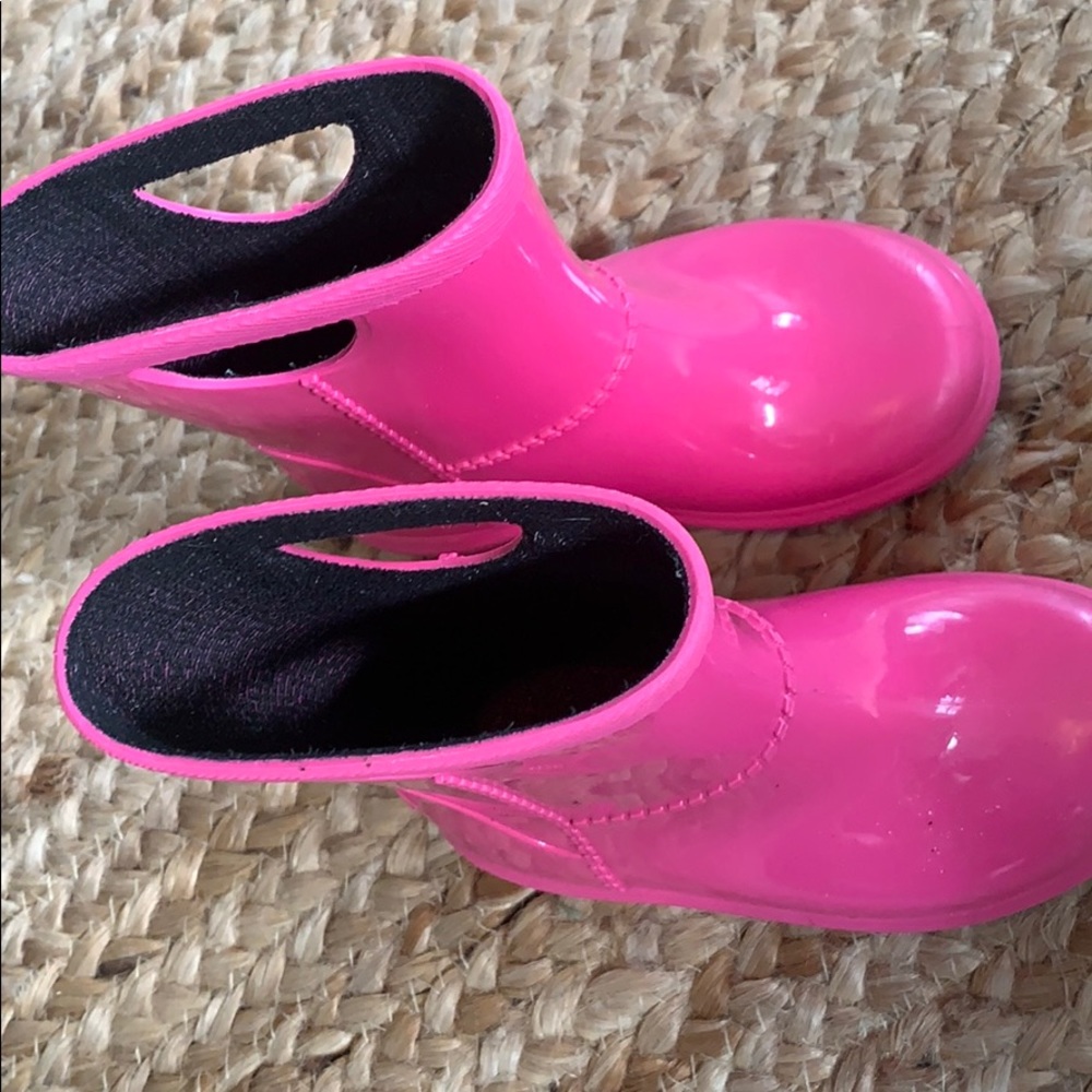 Ugg Toddler Rain Boots - size 6